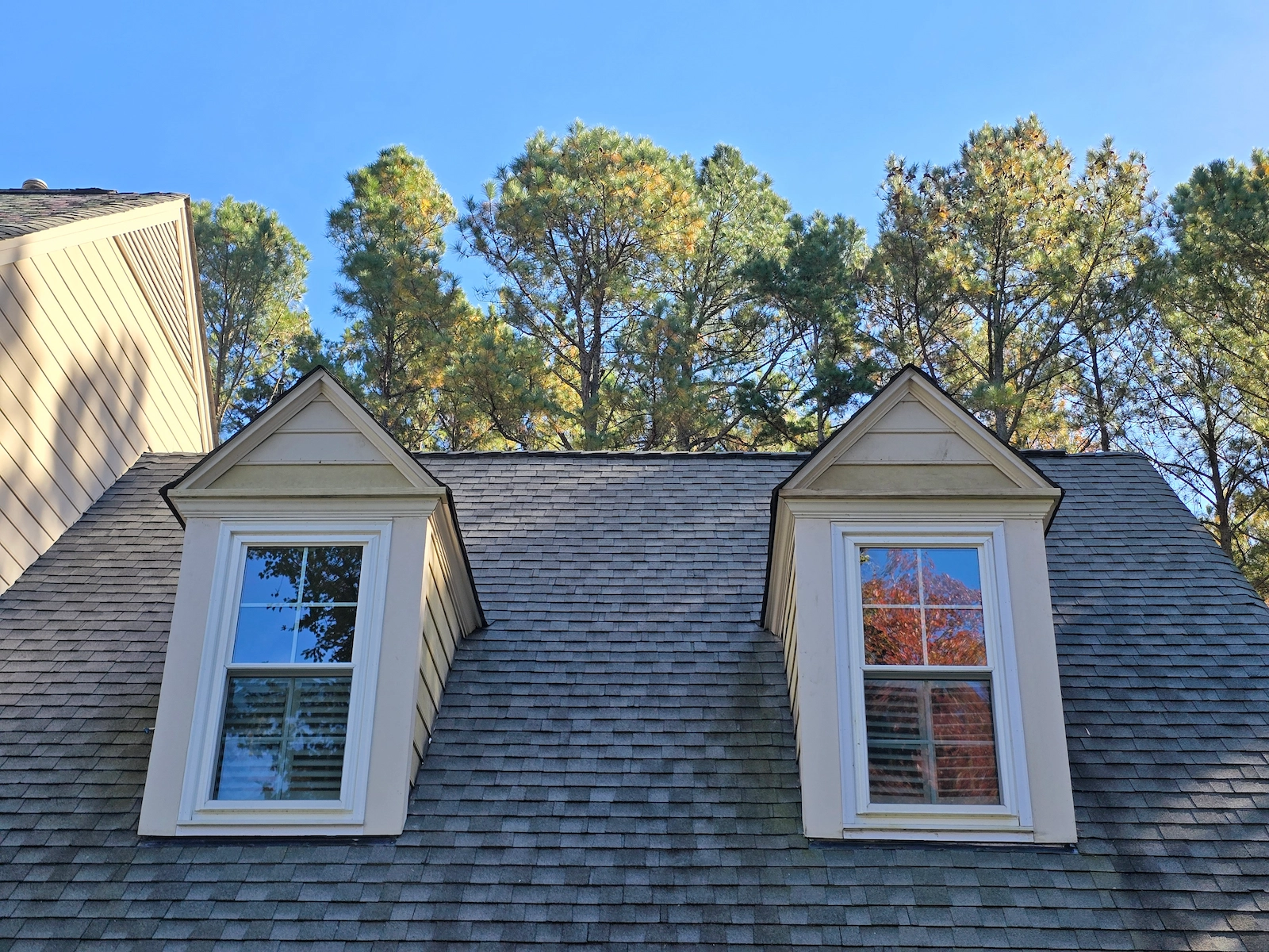 Home fascia, brick molding, corner board and window sill replacement on Grosvenor Drive in
Raleigh.